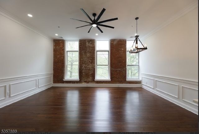 260 Main St 213, Little Falls Twp., NJ 07424