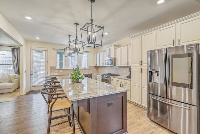 1032 Magnolia Warbler Way, Ravenel, SC 29470