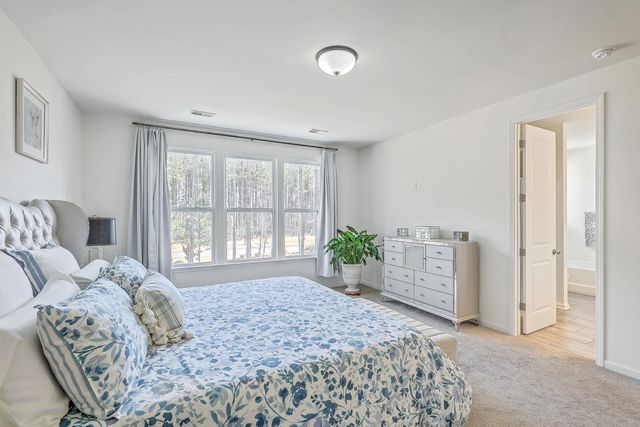 1032 Magnolia Warbler Way, Ravenel, SC 29470