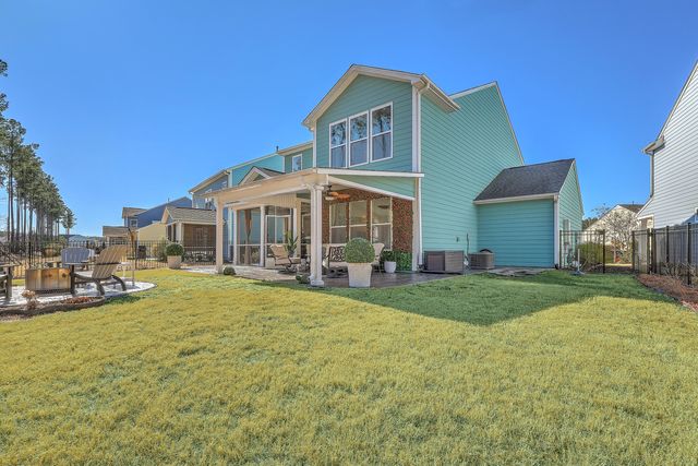 1032 Magnolia Warbler Way, Ravenel, SC 29470