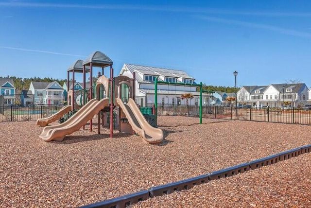 1032 Magnolia Warbler Way, Ravenel, SC 29470