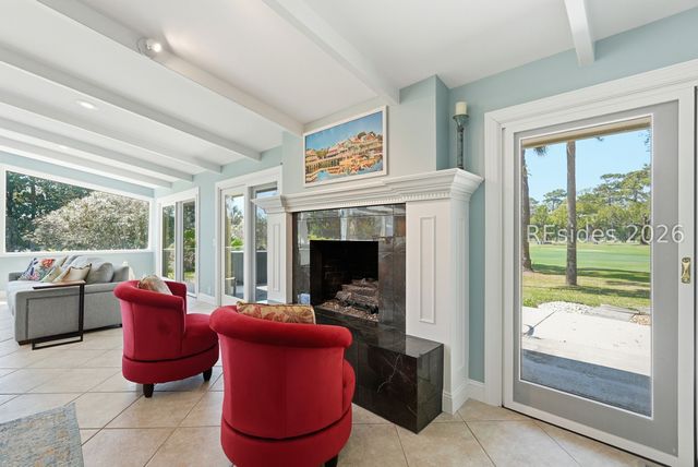 34 N Live Oak Rd, Hilton Head Island, SC 29928