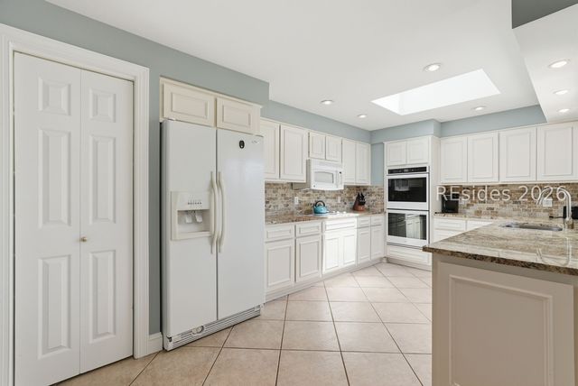 34 N Live Oak Rd, Hilton Head Island, SC 29928