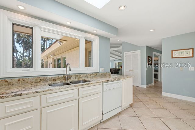 34 N Live Oak Rd, Hilton Head Island, SC 29928