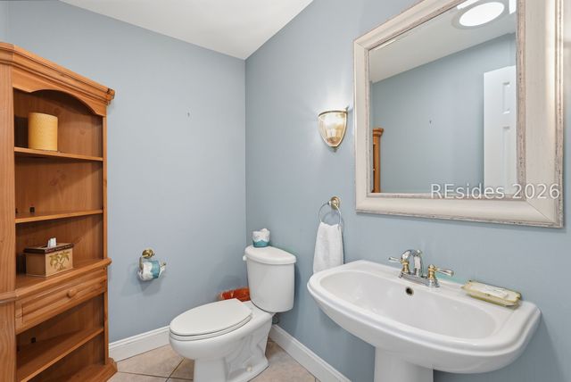 34 N Live Oak Rd, Hilton Head Island, SC 29928