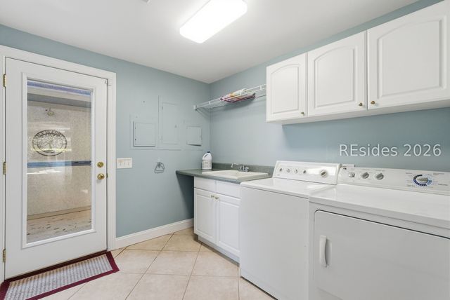 34 N Live Oak Rd, Hilton Head Island, SC 29928