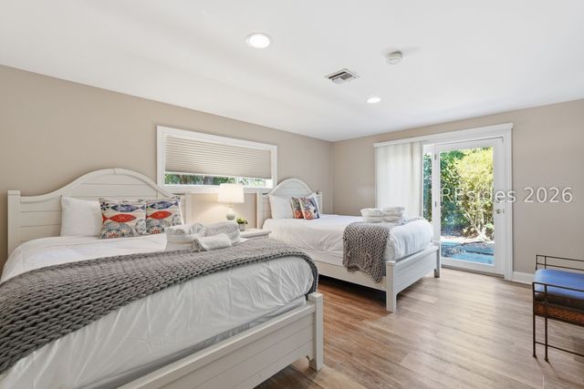 34 N Live Oak Rd, Hilton Head Island, SC 29928