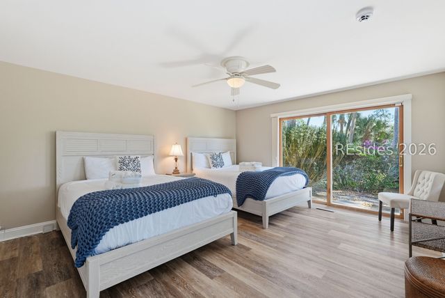 34 N Live Oak Rd, Hilton Head Island, SC 29928