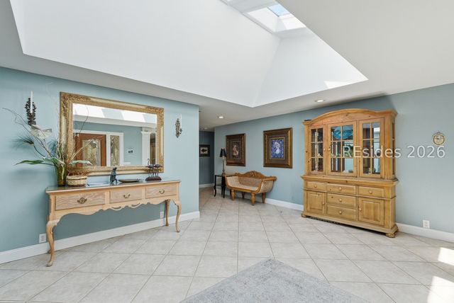 34 N Live Oak Rd, Hilton Head Island, SC 29928