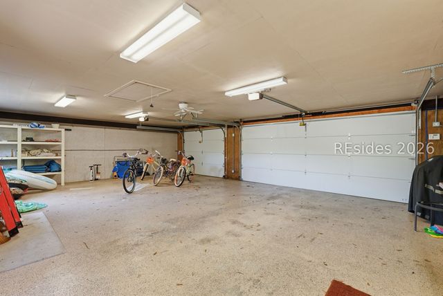 34 N Live Oak Rd, Hilton Head Island, SC 29928