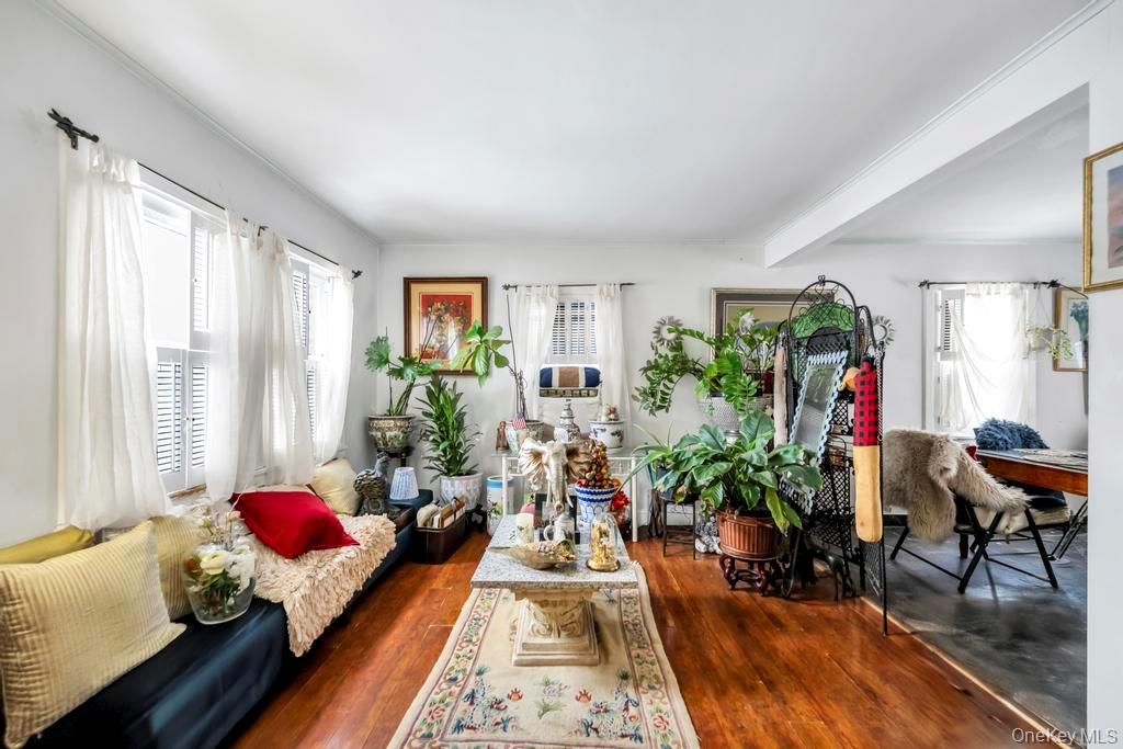 13 Crystal Street, Elmont, NY 11003 — photo 4