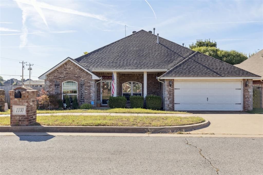 1100 NW 190th Place, Edmond, OK 73012