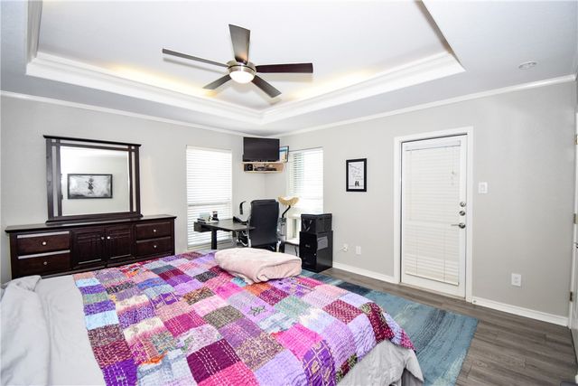 13850 Eaglesnest Bay Dr, Corpus Christi, TX 78418