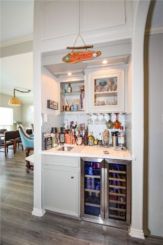 13850 Eaglesnest Bay Dr, Corpus Christi, TX 78418