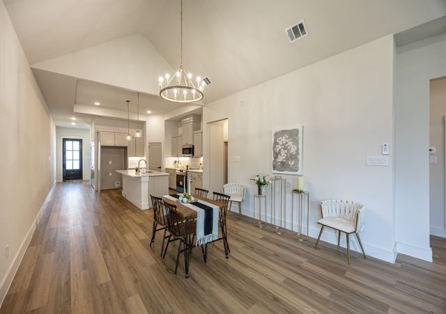 903 S Ayers Avenue, Fort Worth, TX 76103
