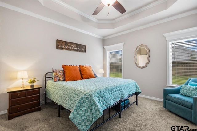 225 Patience Ave., Lindale, TX 75771