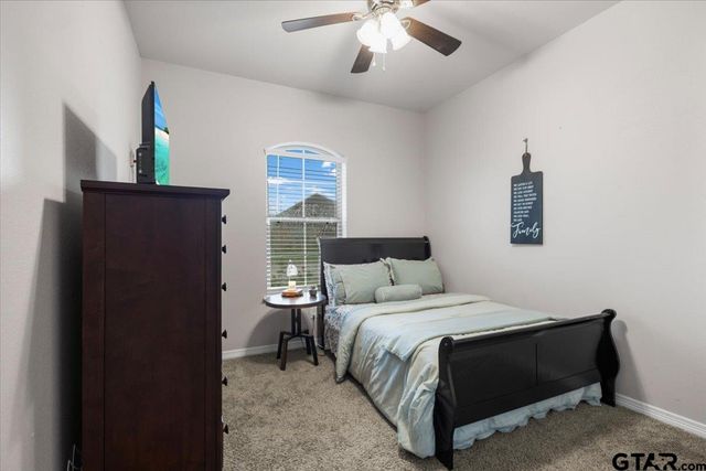 225 Patience Ave., Lindale, TX 75771