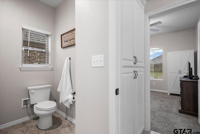 225 Patience Ave., Lindale, TX 75771