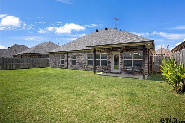 225 Patience Ave., Lindale, TX 75771
