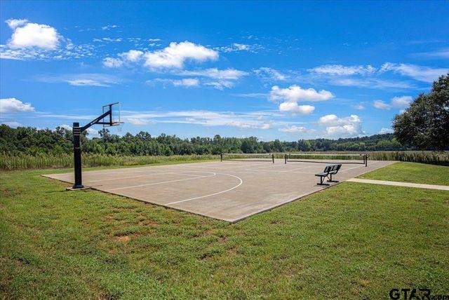 225 Patience Ave., Lindale, TX 75771