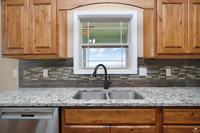 4503 Lamonte Drive, Manhattan, KS 66503