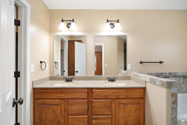 4503 Lamonte Drive, Manhattan, KS 66503