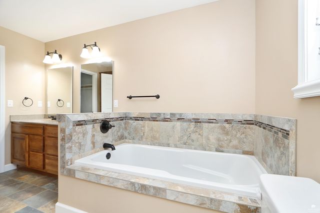 4503 Lamonte Drive, Manhattan, KS 66503