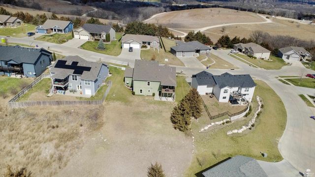 4503 Lamonte Drive, Manhattan, KS 66503