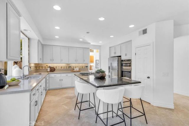 808 Carnaros, San Clemente, CA 92672