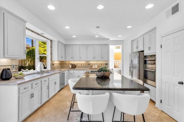 808 Carnaros, San Clemente, CA 92672