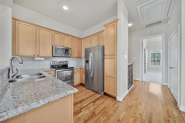 2726 Sherwin Street, Houston, TX 77007