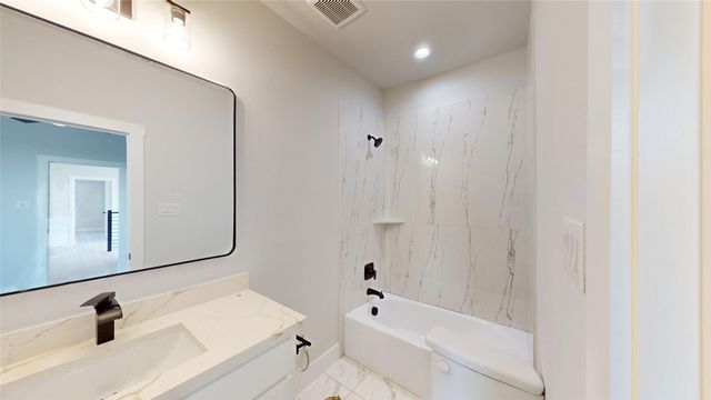 2339 4th Street, Grand Prairie, TX 75051