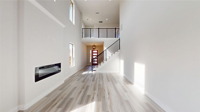 2339 4th Street, Grand Prairie, TX 75051