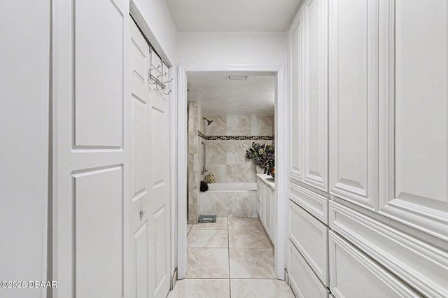 1 John Anderson Dr Apt 205, Ormond Beach, FL 32176