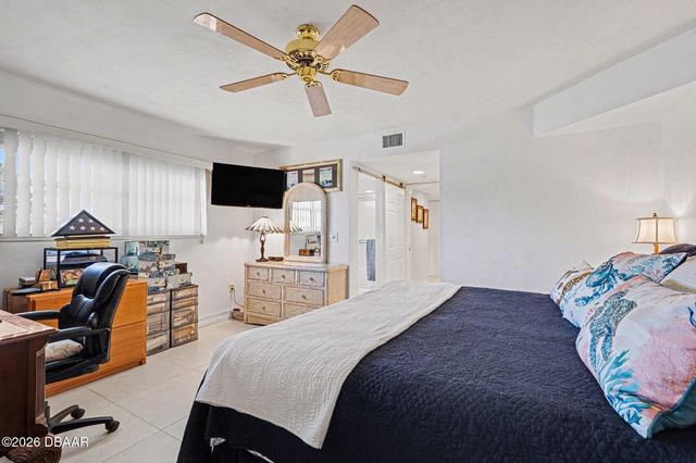 1 John Anderson Dr Apt 205, Ormond Beach, FL 32176