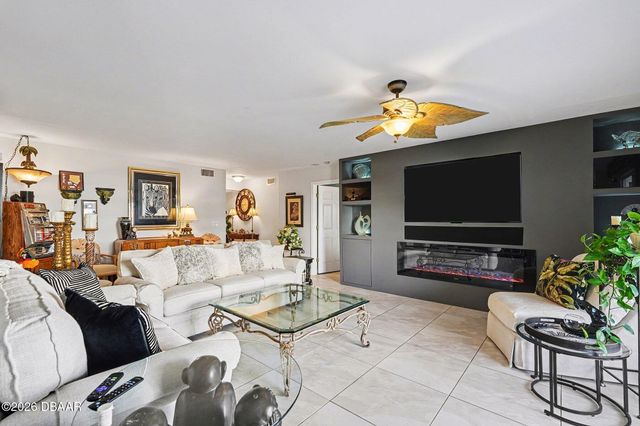 1 John Anderson Dr Apt 205, Ormond Beach, FL 32176