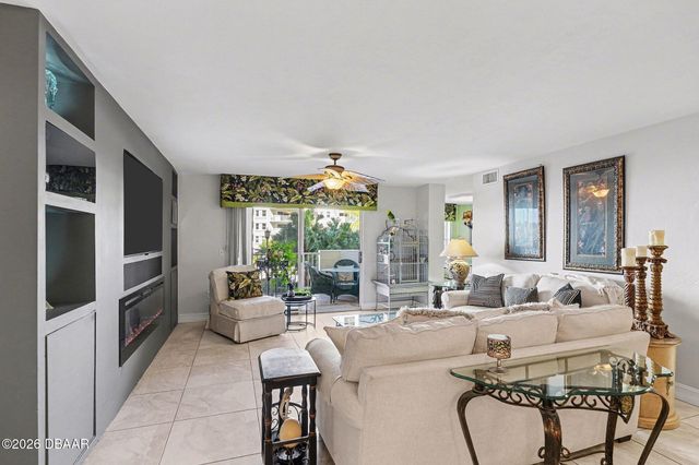 1 John Anderson Dr Apt 205, Ormond Beach, FL 32176