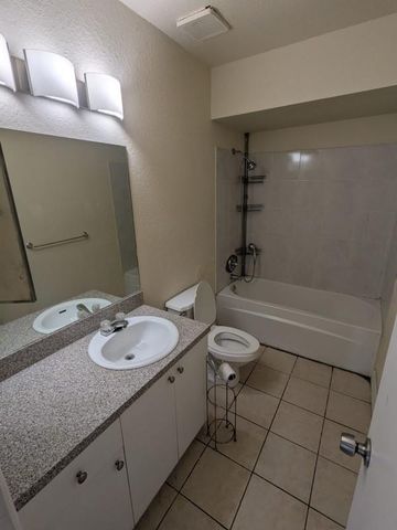17367 SW 95th Avenue 17367, Palmetto Bay, FL 33157