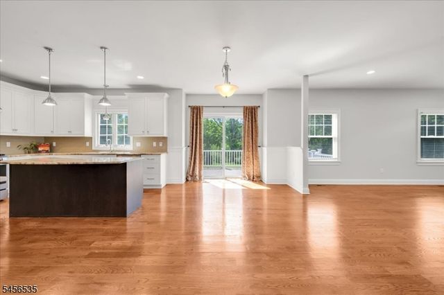 657 Foothill Rd, Bridgewater Twp., NJ 08807