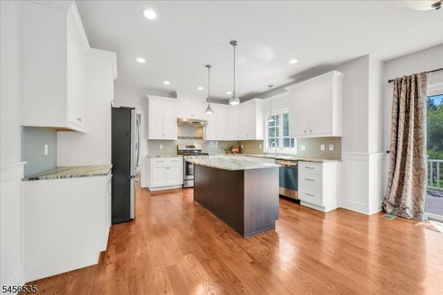 657 Foothill Rd, Bridgewater Twp., NJ 08807