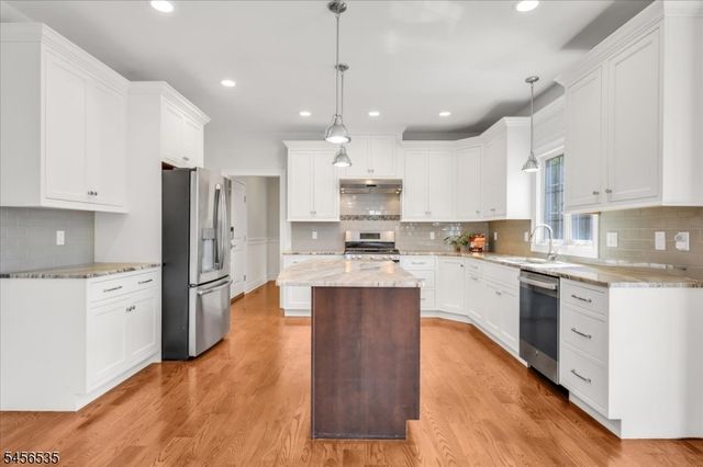 657 Foothill Rd, Bridgewater Twp., NJ 08807
