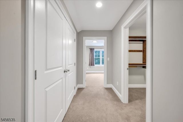 657 Foothill Rd, Bridgewater Twp., NJ 08807
