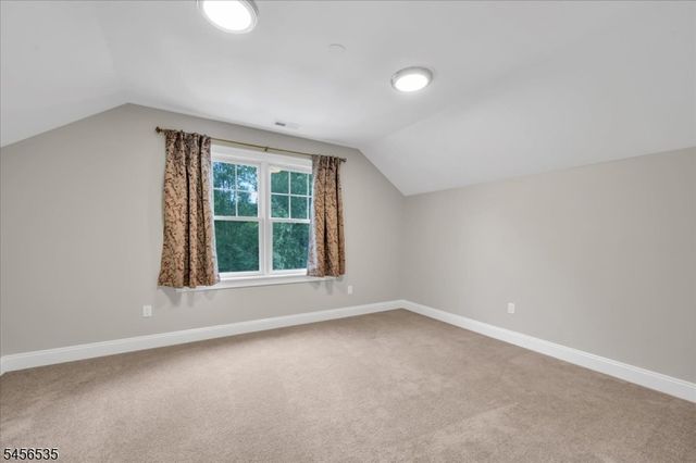 657 Foothill Rd, Bridgewater Twp., NJ 08807