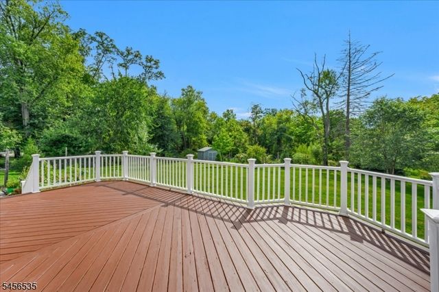 657 Foothill Rd, Bridgewater Twp., NJ 08807