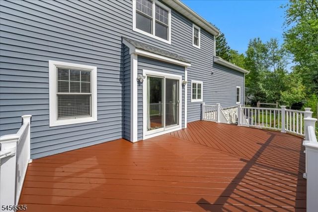 657 Foothill Rd, Bridgewater Twp., NJ 08807