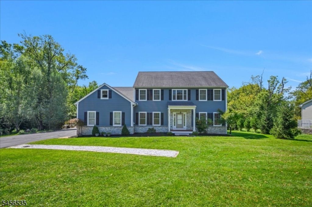 657 Foothill Rd, Bridgewater Twp., NJ 08807