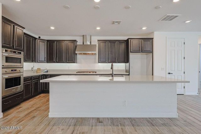7426 W MAYA Way, Peoria, AZ 85383