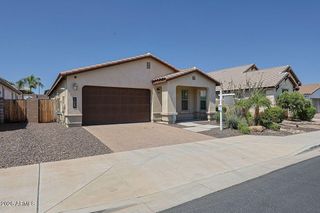 7426 W MAYA Way, Peoria, AZ 85383