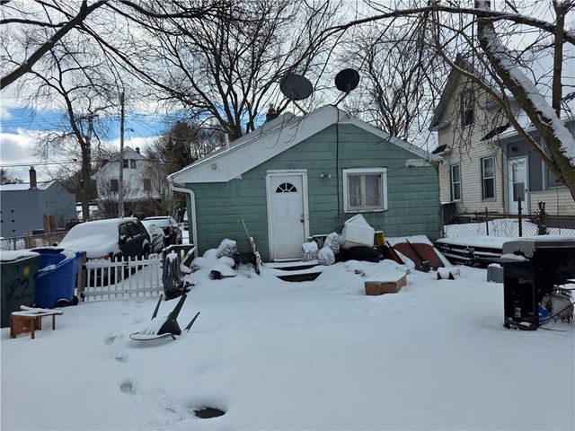 22 Michigan Street, Rochester, NY 14606