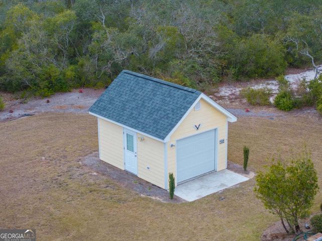 105 Plantation Pines Drive, Blackshear, GA 31516